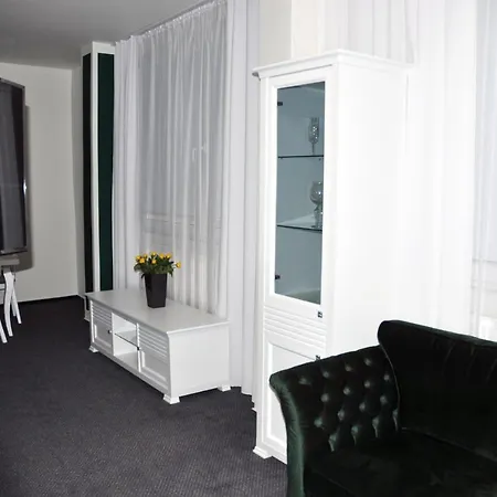 Steiger 4*